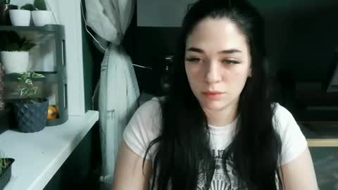 Snapshot of lunikdarya chatting on 10/30/25, 08:42 lunikdarya online show from 10/30/25, 08:42