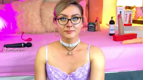 lunitadiva online show from 03/09/26, 03:49