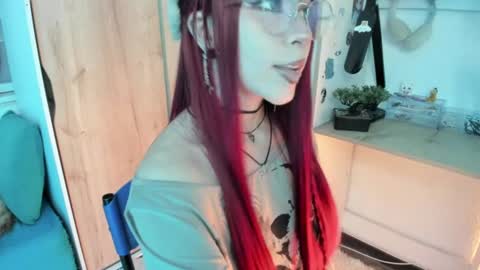 Snapshot of lunivyra chatting on 06/23/26, 04:38 lunivyra online show from 06/23/26, 04:38