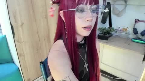 Snapshot of lunivyra chatting on 07/22/26, 03:59 lunivyra online show from 07/22/26, 03:59