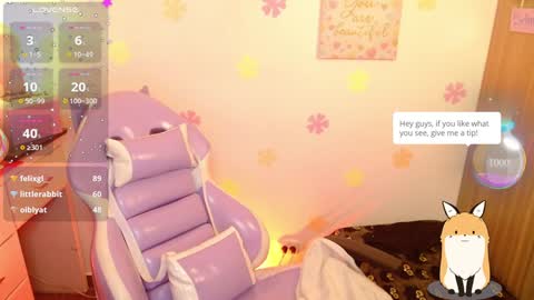 Snapshot of lunna_greys chatting on 02/26/25, 12:27 lunnag online show from 02/26/25, 12:27