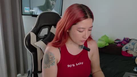 Snapshot of lunnaa1_ chatting on 09/11/25, 08:31 Luna online show from 09/11/25, 08:31