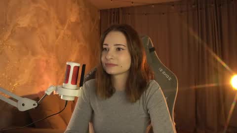 Amelia online show from 04/12/26, 09:09