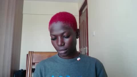 luo_queen online show from 05/24/26, 09:47