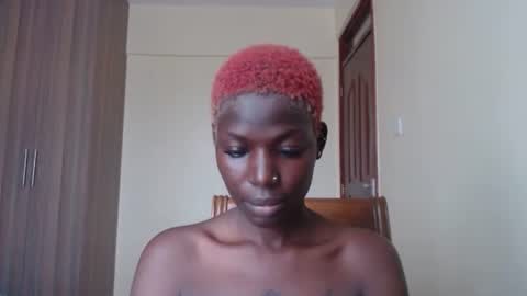luo_queen online show from 06/26/26, 08:52