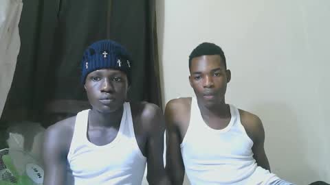 luoislove online show from 11/28/25, 07:05