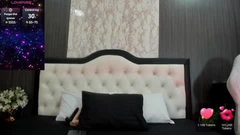 Snapshot of luoyi30 chatting on 12/30/24, 08:04 luoyi30 online show from 12/30/24, 08:04