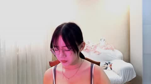 Snapshot of lupefaulker chatting on 06/23/26, 01:09 Roxie online show from 06/23/26, 01:09