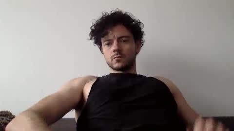 Snapshot of lupine_666 chatting on 12/18/24, 09:25 Lupine online show from 12/18/24, 09:25