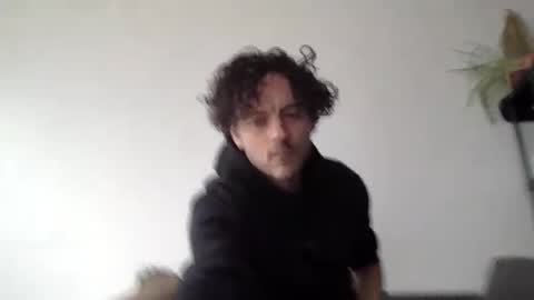 Snapshot of lupine_666 chatting on 01/28/25, 12:00 Lupine online show from 01/28/25, 12:00