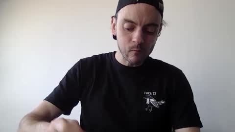 Snapshot of lupine_666 chatting on 03/12/25, 09:12 Lupine online show from 03/12/25, 09:12