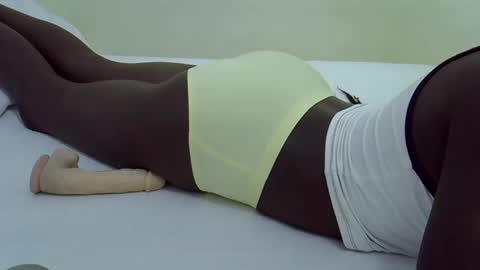 sweet girl online show from 01/31/25, 11:24