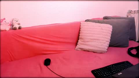 Snapshot of lurosincubus chatting on 12/03/25, 07:34 lurosincubus online show from 12/03/25, 07:34