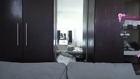 lusciouslipsxx online show from 03/24/26, 07:35