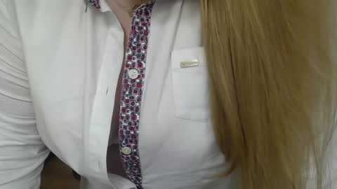 Snapshot of lushhailey chatting on 09/22/25, 08:55 Hailey online show from 09/22/25, 08:55