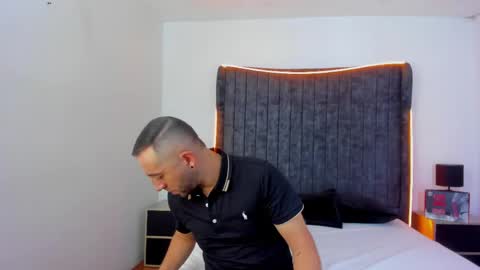 Snapshot of lushian_luna chatting on 03/07/26, 04:15 Lushian And Luna online show from 03/07/26, 04:15