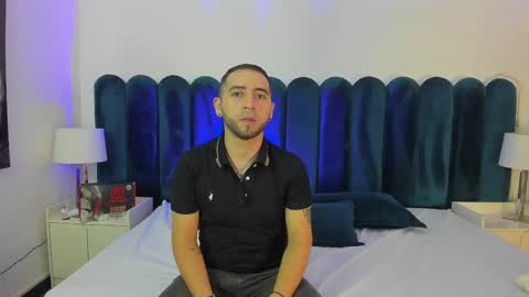 Snapshot of lushian_luna chatting on 03/18/26, 01:36 Lushian And Luna online show from 03/18/26, 01:36