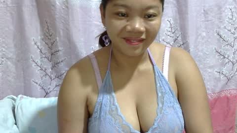 Snapshot of lushpinay chatting on 02/18/25, 08:47 LushPinay online show from 02/18/25, 08:47
