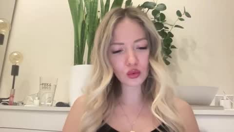 lusiluv online show from 02/27/26, 07:25