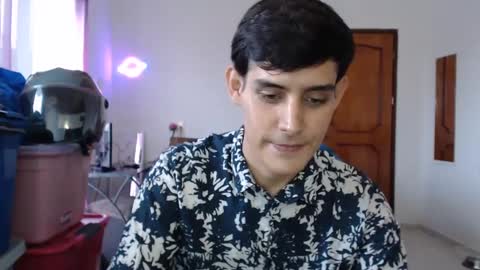 Snapshot of lusrodri chatting on 10/13/25, 11:05 Sebastian E. online show from 10/13/25, 11:05