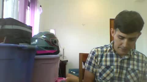 Snapshot of lusrodri chatting on 01/12/26, 03:50 Sebastian E. online show from 01/12/26, 03:50