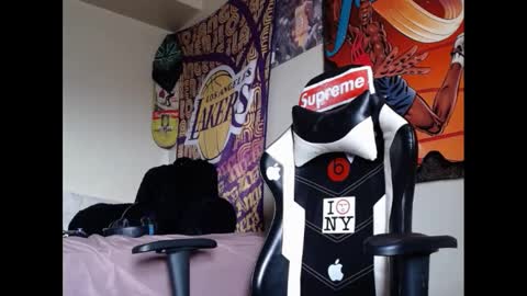 LUST online show from 12/04/24, 04:49