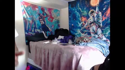 LUST online show from 09/29/25, 07:51