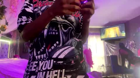 LUST online show from 12/04/25, 07:00