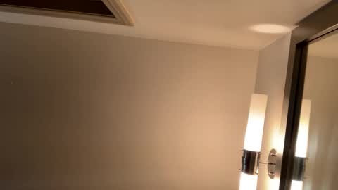 Snapshot of lustforlola chatting on 01/07/25, 12:03 LOLA online show from 01/07/25, 12:03