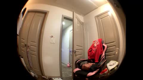 Snapshot of lustforlola chatting on 01/14/25, 06:56 LOLA online show from 01/14/25, 06:56