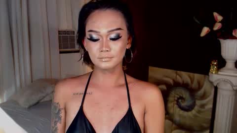 Snapshot of lustfulltrans chatting on 03/12/26, 11:33 AdriannaFowks online show from 03/12/26, 11:33