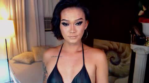 Snapshot of lustfulltrans chatting on 03/21/26, 08:19 AdriannaFowks online show from 03/21/26, 08:19