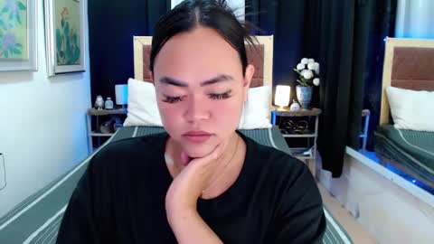 Snapshot of lustfuloffendertrina chatting on 01/20/25, 10:18 Trina online show from 01/20/25, 10:18