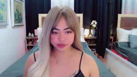 Snapshot of lustfuloffendertrina chatting on 02/04/25, 08:56 Trina online show from 02/04/25, 08:56