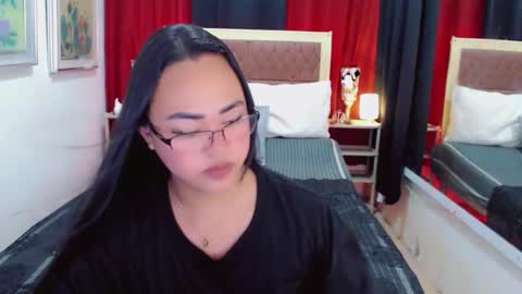 Snapshot of lustfuloffendertrina chatting on 02/23/25, 08:28 Trina online show from 02/23/25, 08:28