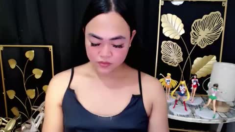 Trina online show from 04/10/26, 06:07