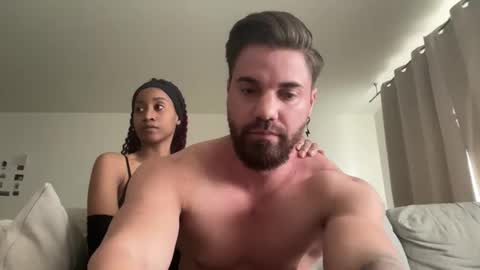 Snapshot of lustlinked chatting on 09/28/25, 04:01 Lust Linked online show from 09/28/25, 04:01