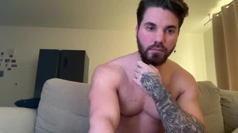 Snapshot of lustlinked chatting on 02/17/26, 01:40 Lust Linked online show from 02/17/26, 01:40