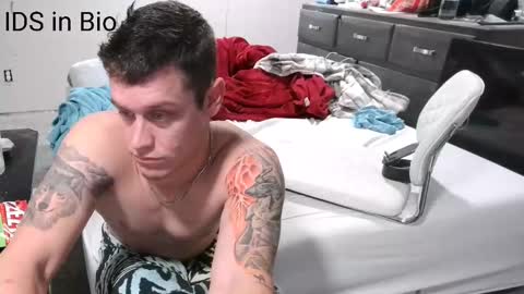  GUY ---  GIRL online show from 09/10/25, 11:27