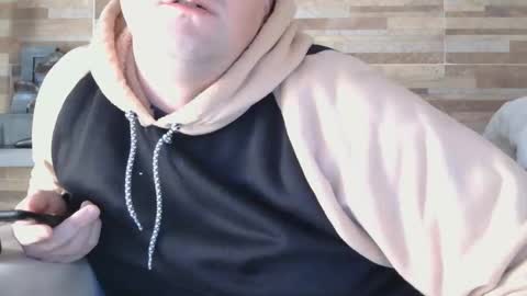 Snapshot of lustonfan chatting on 05/18/26, 11:38 lustonfan online show from 05/18/26, 11:38