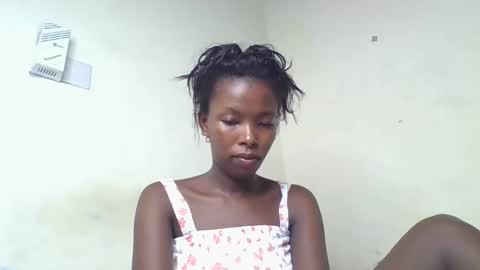 Snapshot of lustrousnerd chatting on 01/03/25, 03:16 Noreh online show from 01/03/25, 03:16