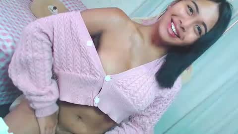 Snapshot of lustykeisha chatting on 06/12/26, 12:09 KEISHA - DONT FORGET TO FOLLOW ME AND GIVE ME THUMBS UP 3 online show from 06/12/26, 12:09