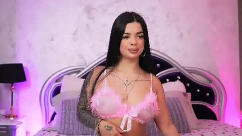 Snapshot of lustyrosee chatting on 07/03/26, 03:57 Rose online show from 07/03/26, 03:57