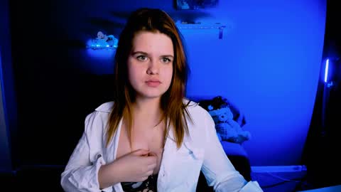 Snapshot of lusy_puff chatting on 01/15/25, 02:35 lusy_puff online show from 01/15/25, 02:35