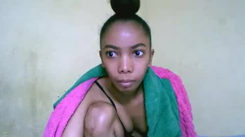 lutchia online show from 09/10/25, 02:50