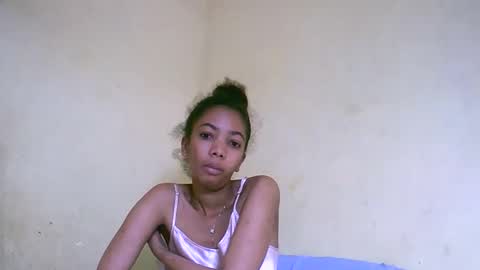 lutchia online show from 09/19/25, 06:26