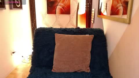 Snapshot of luuciaa_moor chatting on 06/23/26, 09:13 Luccia online show from 06/23/26, 09:13