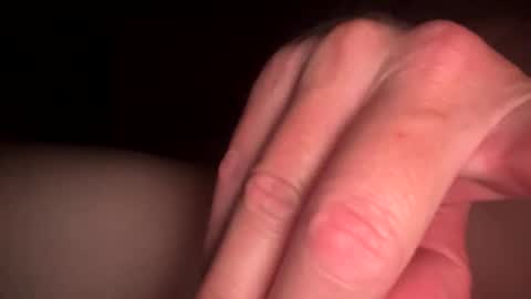 Snapshot of luv_2_master_bate chatting on 10/07/25, 04:42 luv_2_master_bate online show from 10/07/25, 04:42