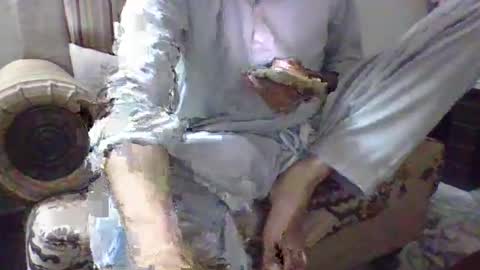 Snapshot of luvdaisi2 chatting on 04/28/26, 05:18 Rohit online show from 04/28/26, 05:18