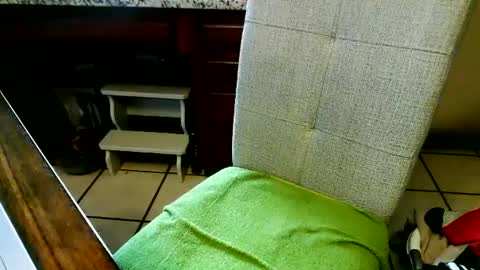 Snapshot of luvdezire chatting on 01/07/25, 01:46 Peter Jacksone online show from 01/07/25, 01:46